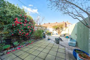 Photo 16- click for photo gallery